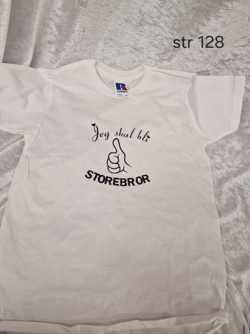 Hovedbilde Tshirt hvit m svart storebror ...